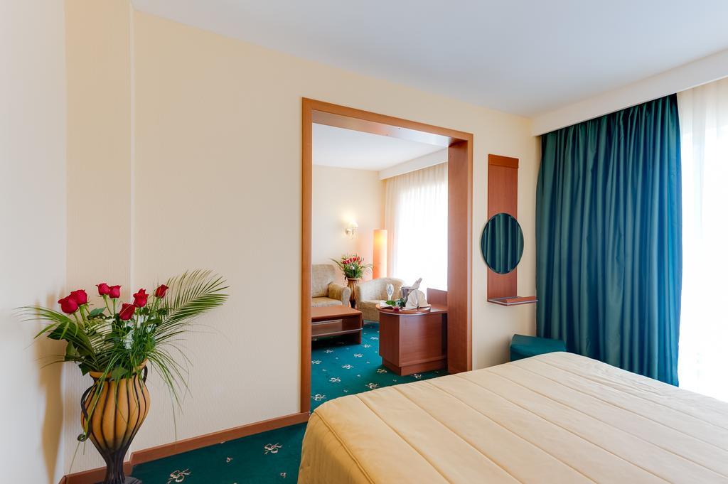 Hotel Palas Mamaia Eksteriør billede