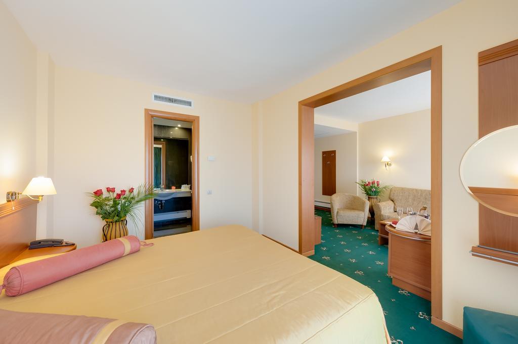 Hotel Palas Mamaia Værelse billede